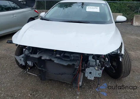 2025 Nissan Sentra S z USA, uszkodzony, nr VIN 3N1AB8BV9SY249754